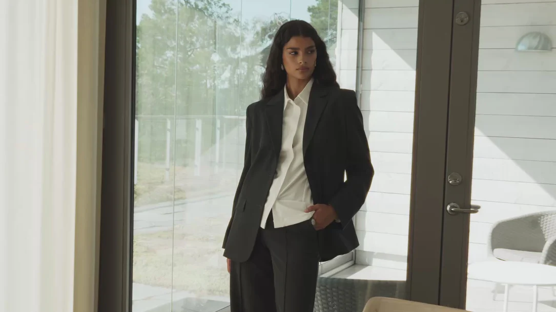 Effortless Style for Every Move